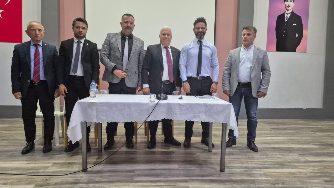BURSA BÜYÜKŞEHİR BELEDİYE BAŞKANI MUSTAFA BOZBEY OKULUMUZU ZİYARET ETTİ...